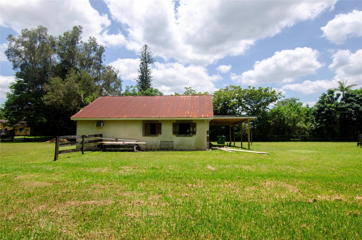 Fla Fruit Land Co Sub 1 - Land