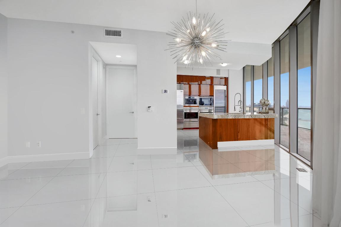 St. Regis Bal Harbour - Residential