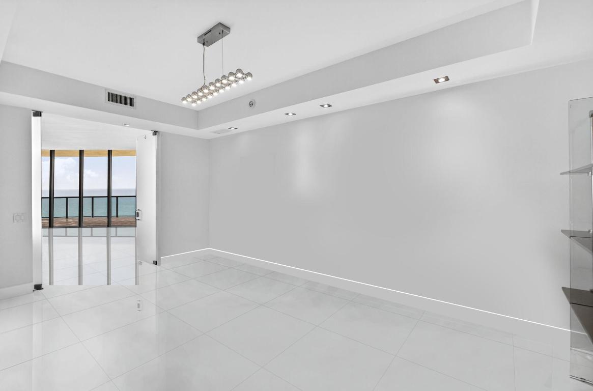 St. Regis Bal Harbour - Residential