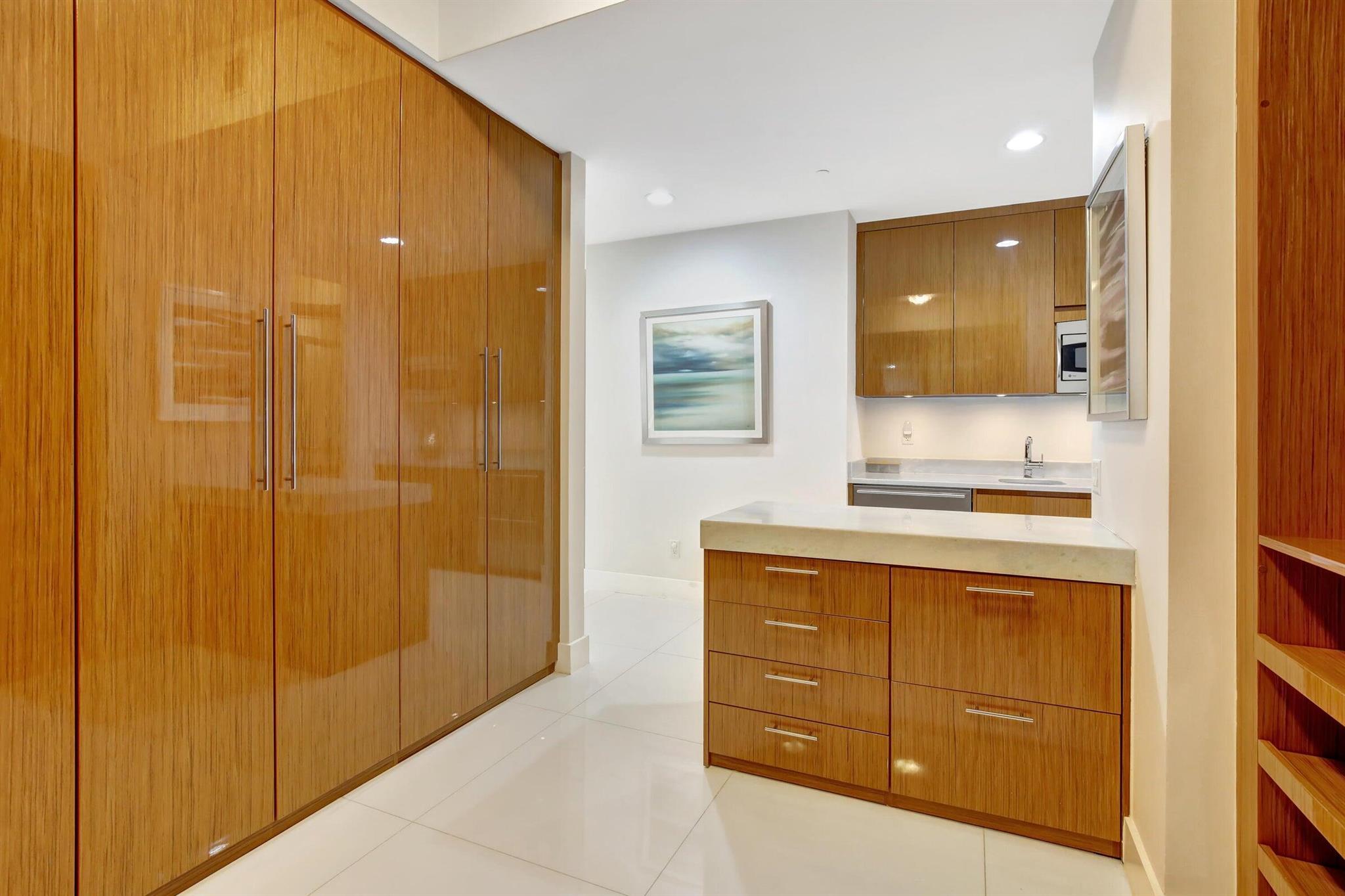 St. Regis Bal Harbour - Residential