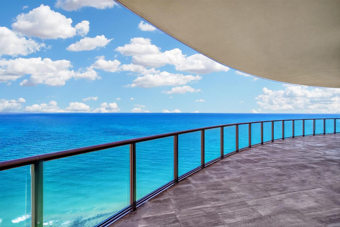 St. Regis Bal Harbour - Residential