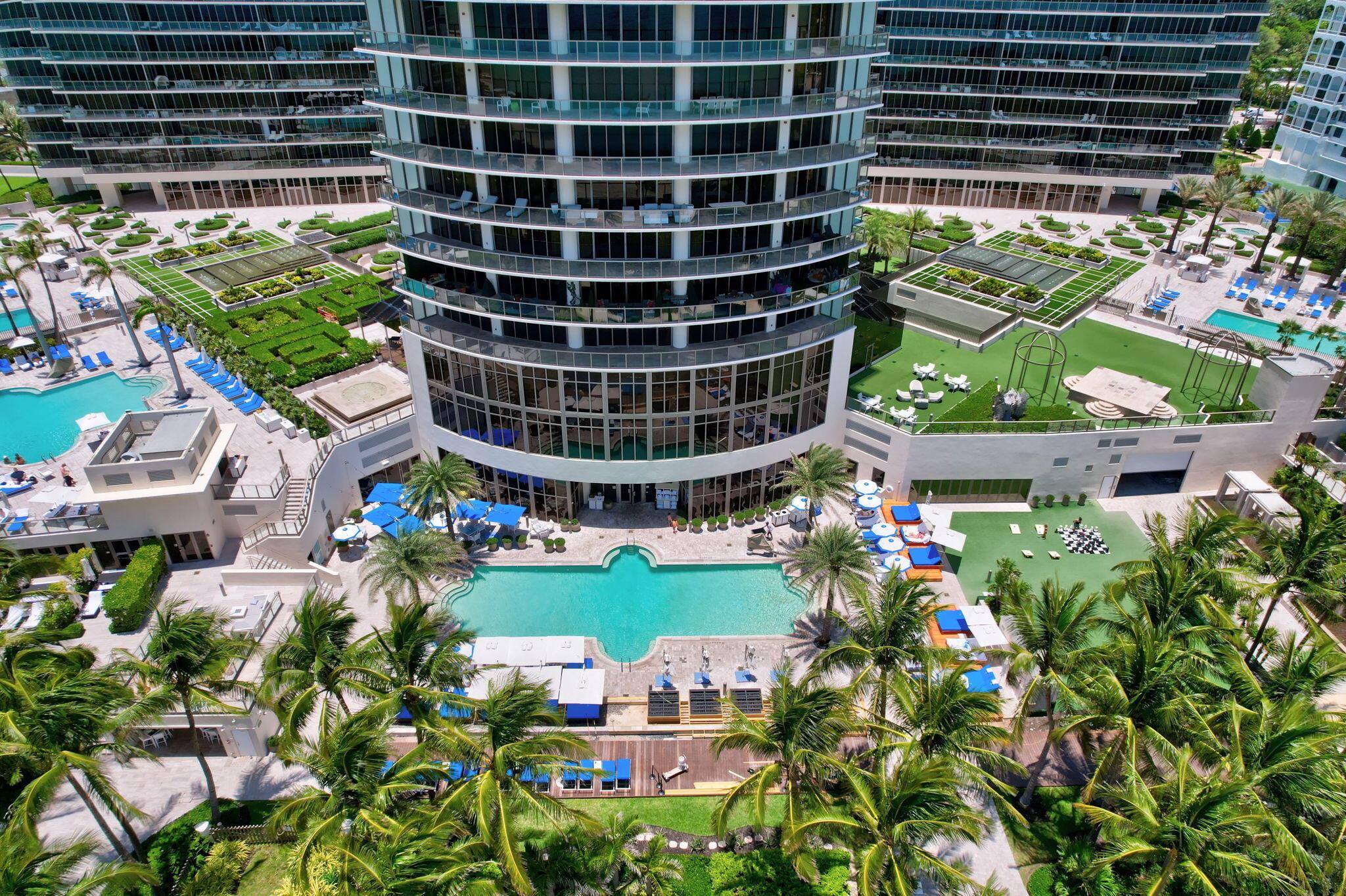 St. Regis Bal Harbour - Residential