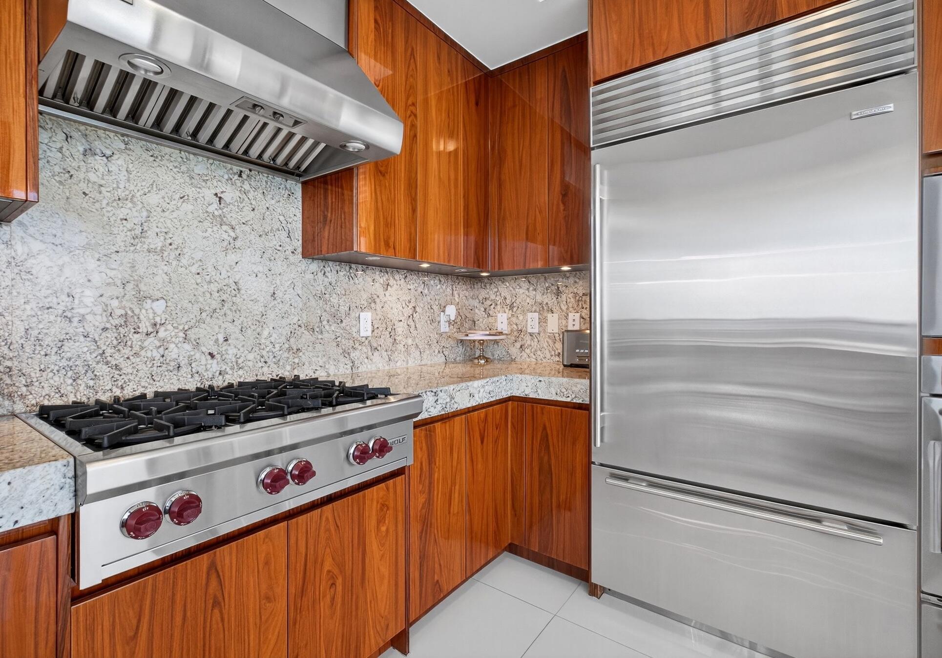 St. Regis Bal Harbour - Residential