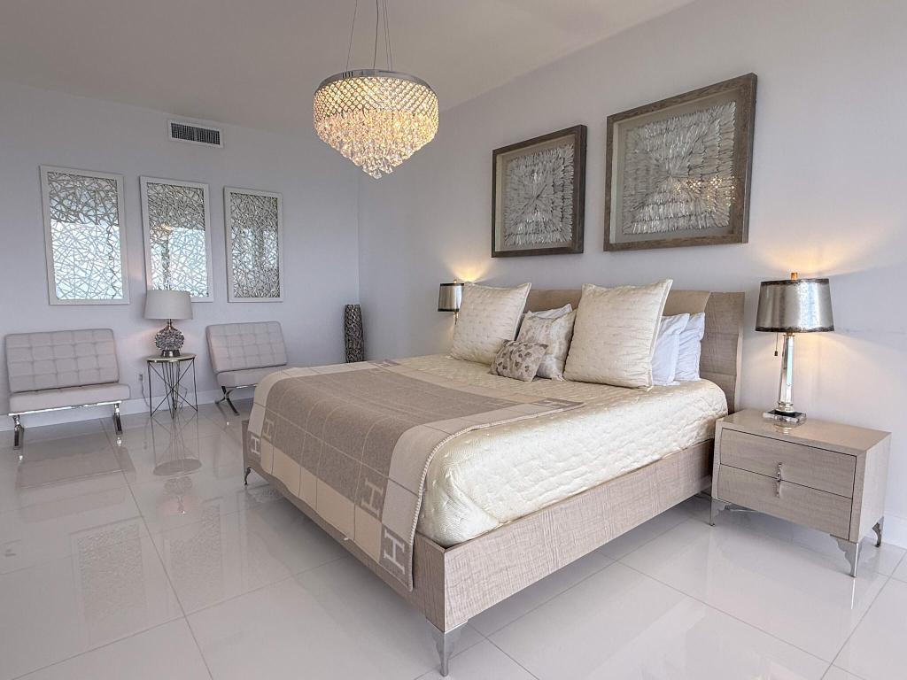 St. Regis Bal Harbour - Residential