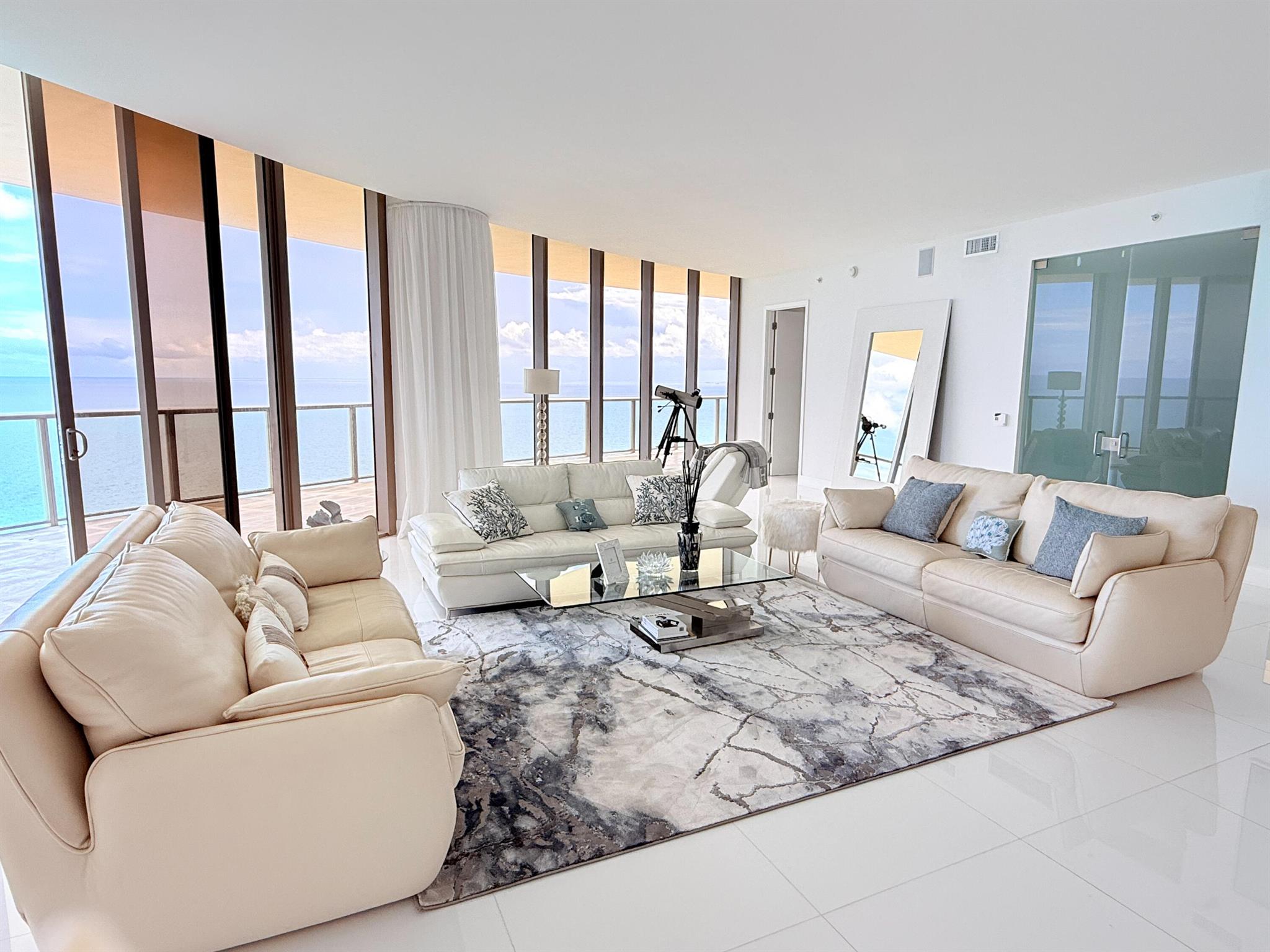 St. Regis Bal Harbour - Residential