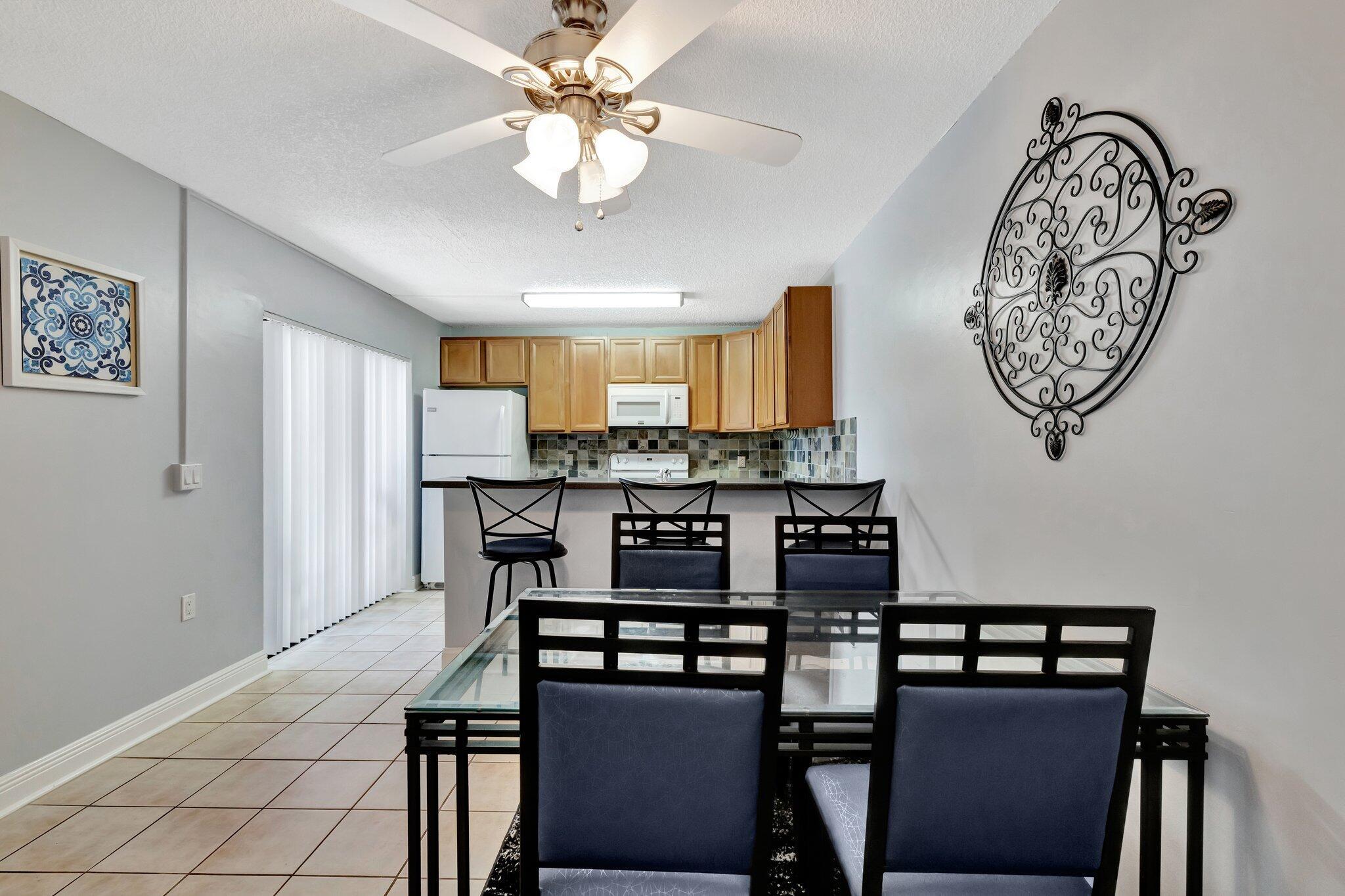 SUNSET TRACE AT MARTIN DO - Residential