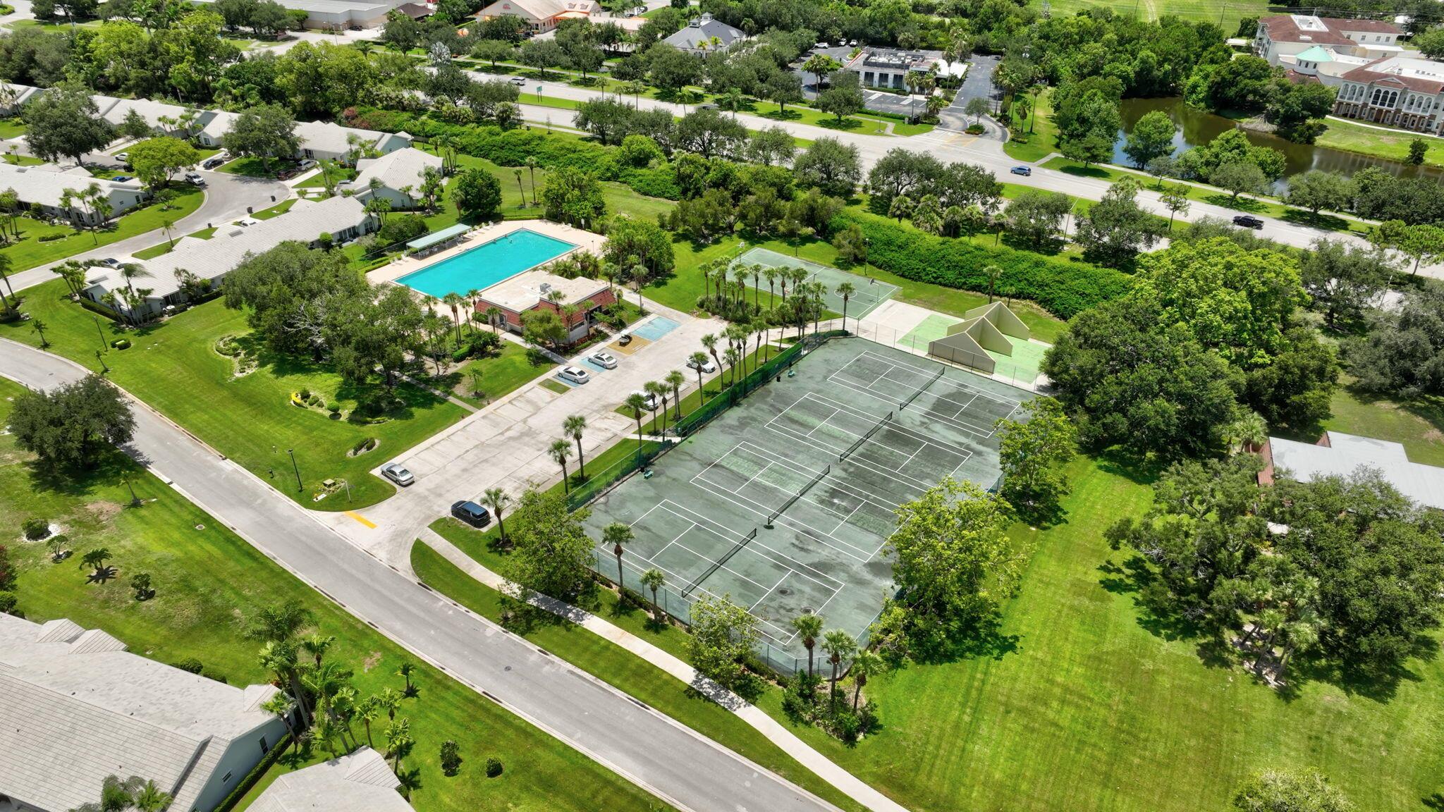 SUNSET TRACE AT MARTIN DO - Residential