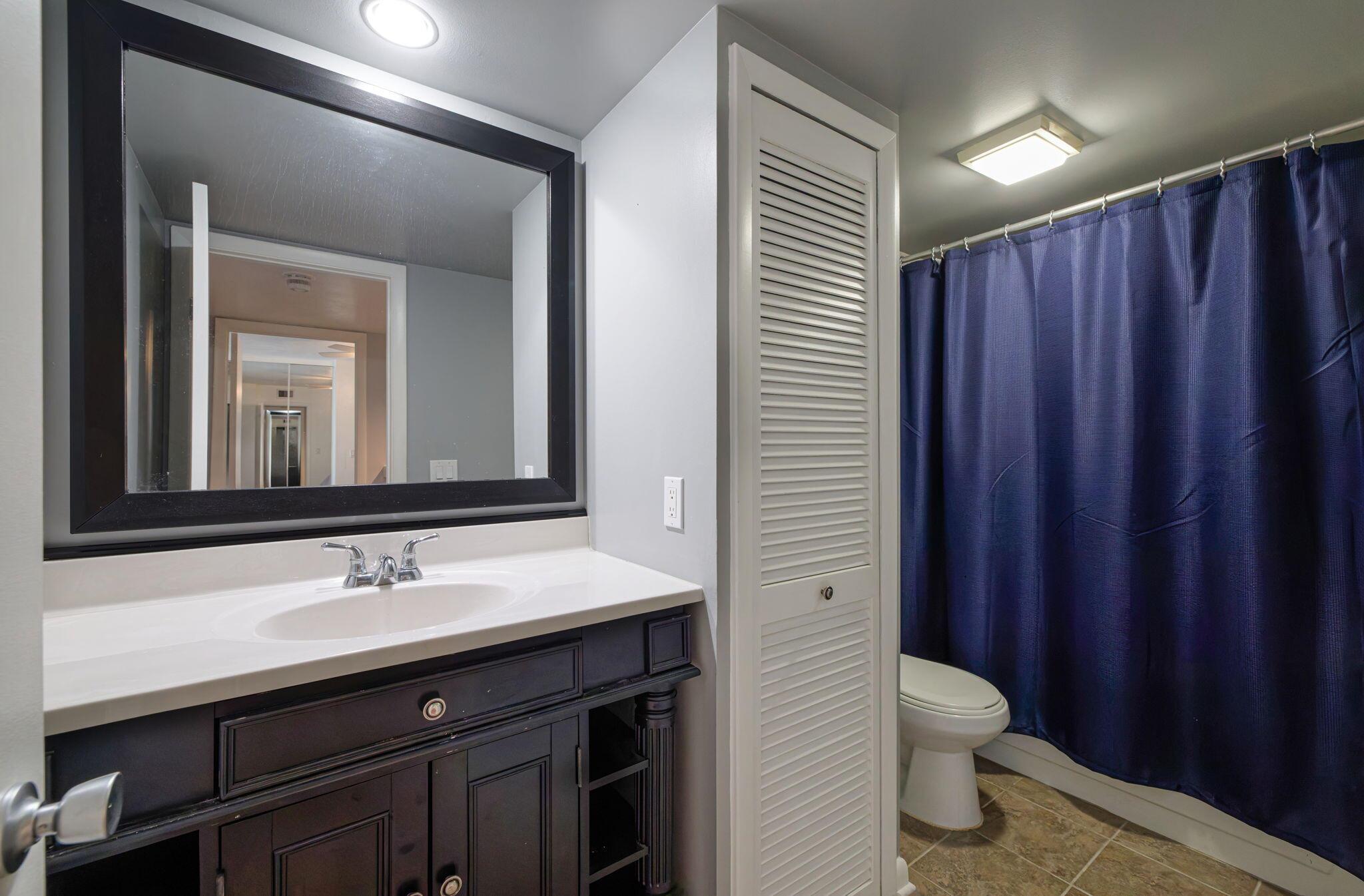 SUNSET TRACE AT MARTIN DO - Residential