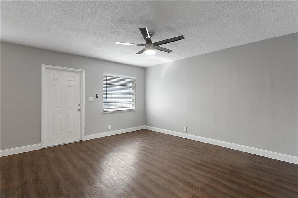 Riverside 2 1-104 D - Residential Lease