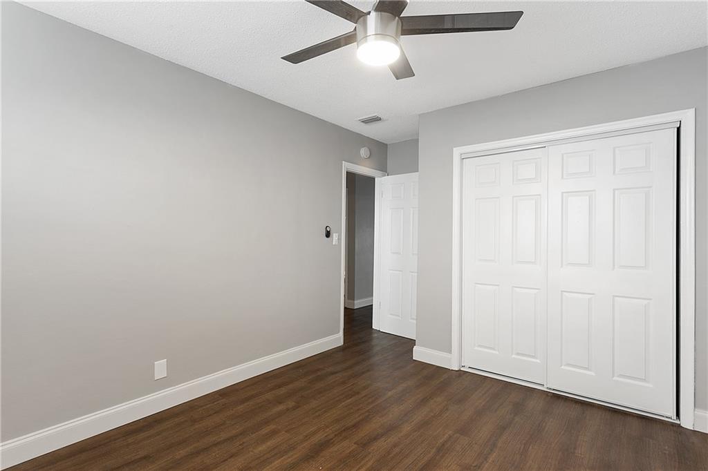 Riverside 2 1-104 D - Residential Lease