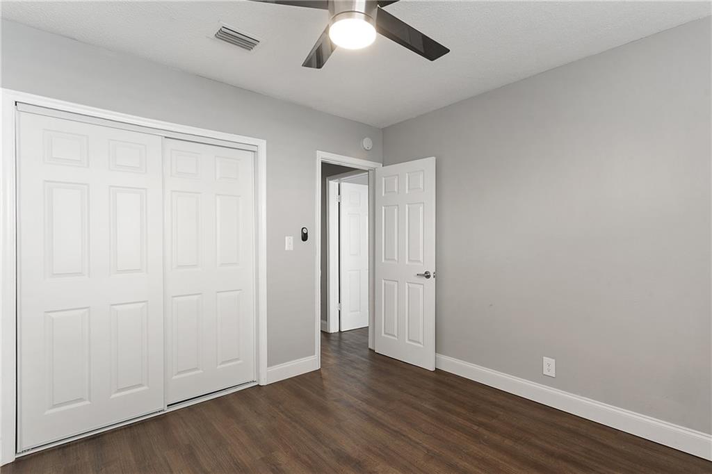 Riverside 2 1-104 D - Residential Lease