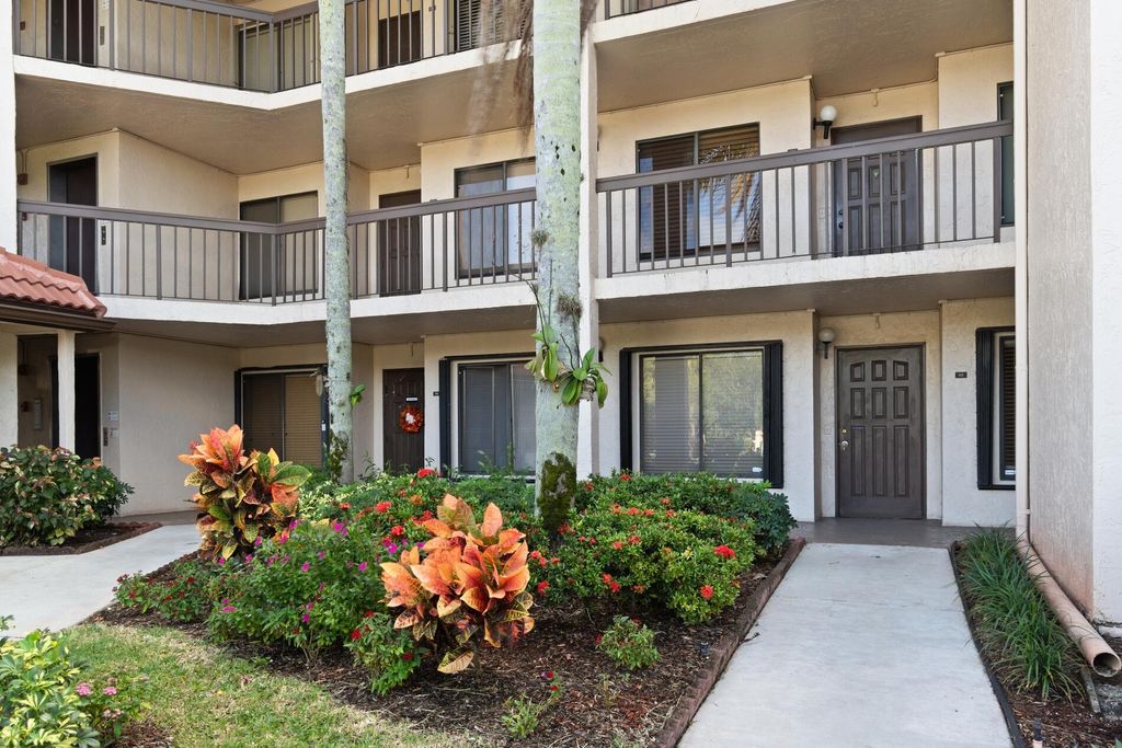 Photo of 10110 Cedar Point Boulevard #105, Boynton Beach, FL 33437 (MLS # R11129721)