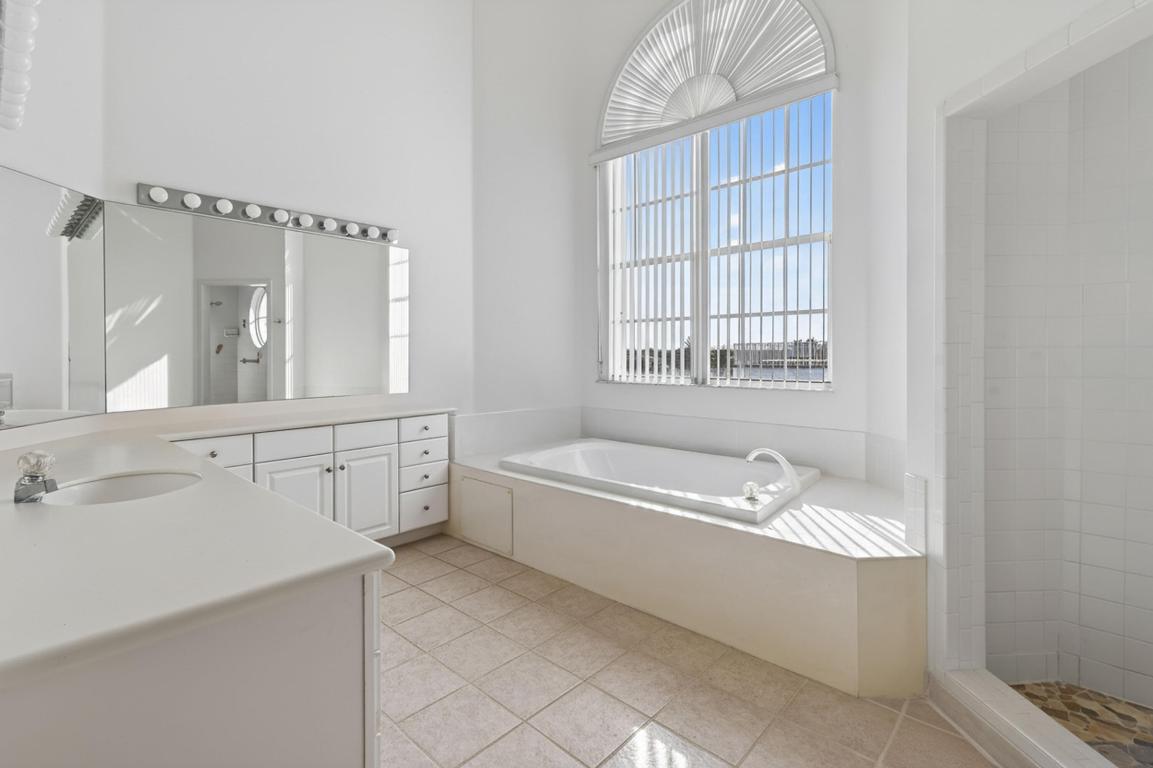 JUPITER KEY 2 - Residential