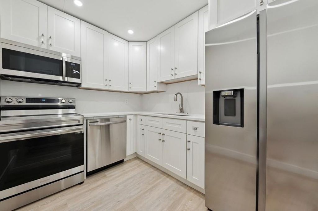 Photo of 6491 Bay Club Drive #2, Fort Lauderdale, FL 33308 (MLS # F10531452)