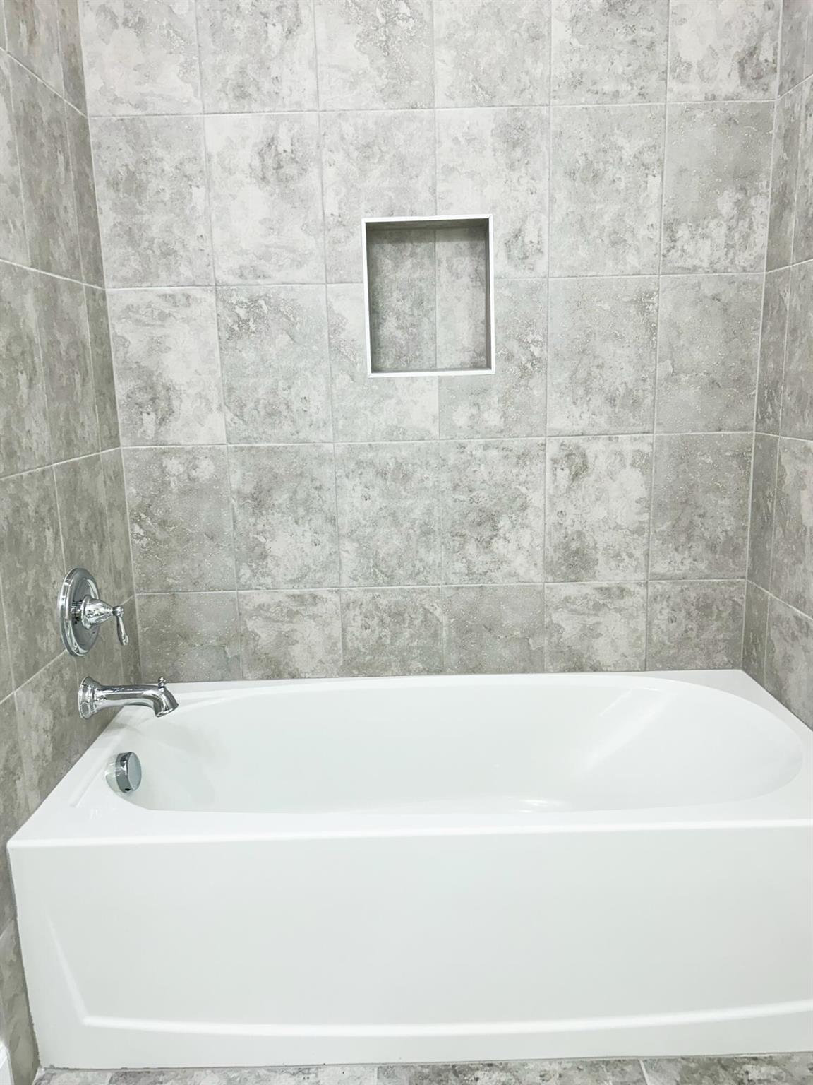 ORCHARDS OF WESTLAKE - Residential Lease
