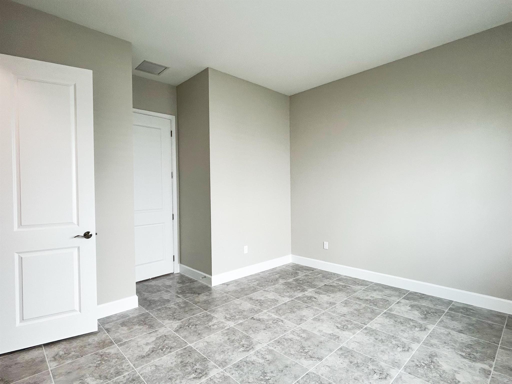 ORCHARDS OF WESTLAKE - Residential Lease