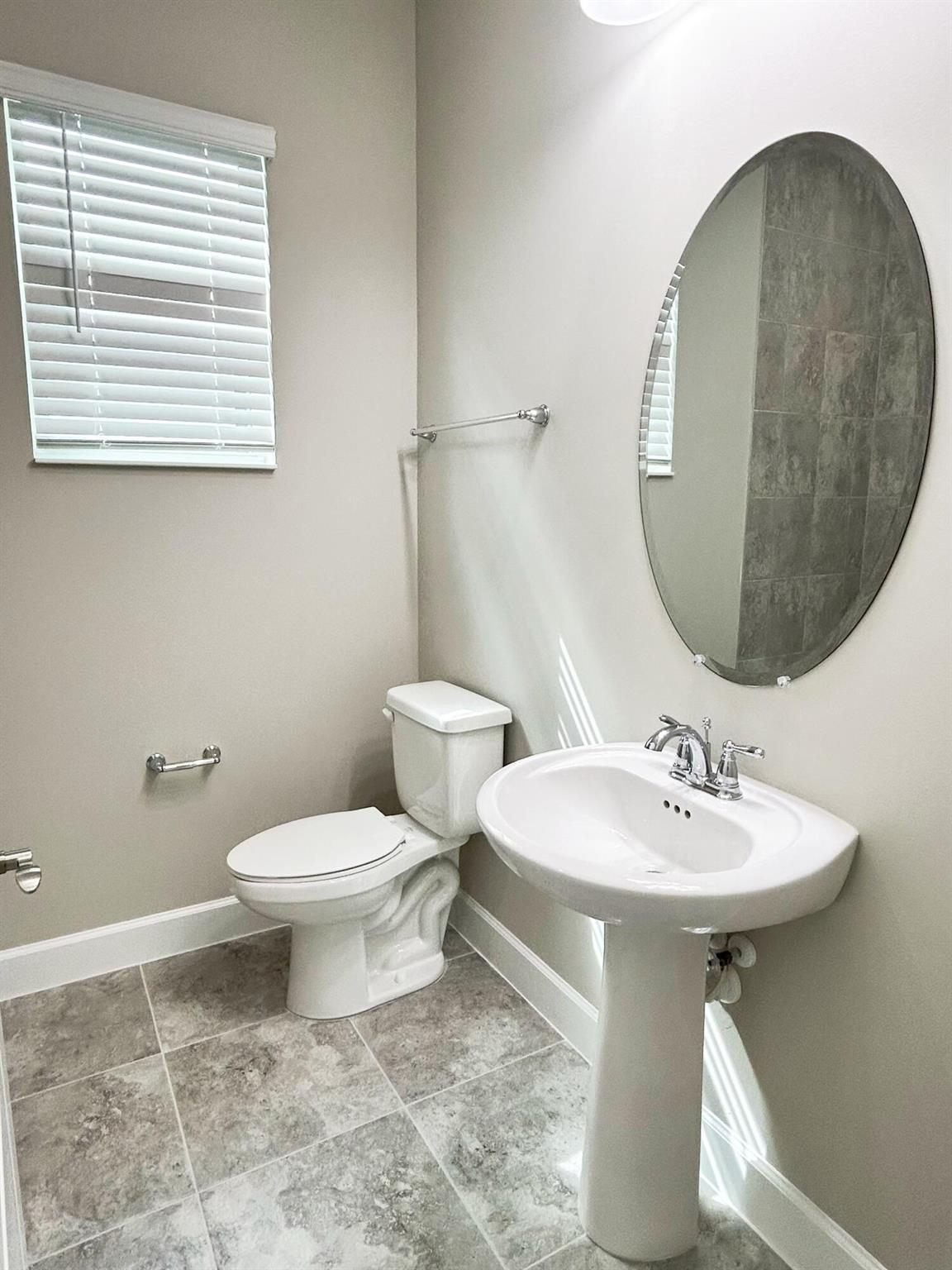 ORCHARDS OF WESTLAKE - Residential Lease