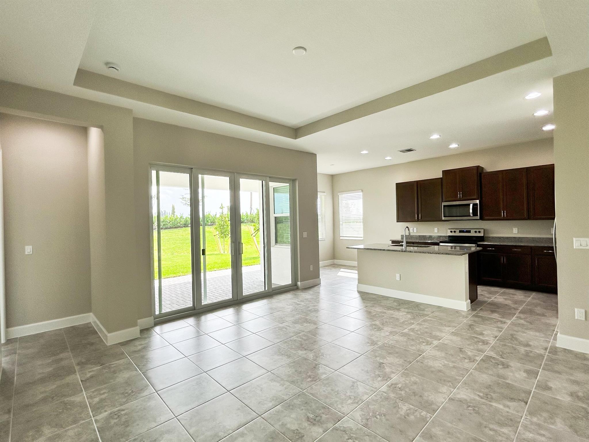 ORCHARDS OF WESTLAKE - Residential Lease