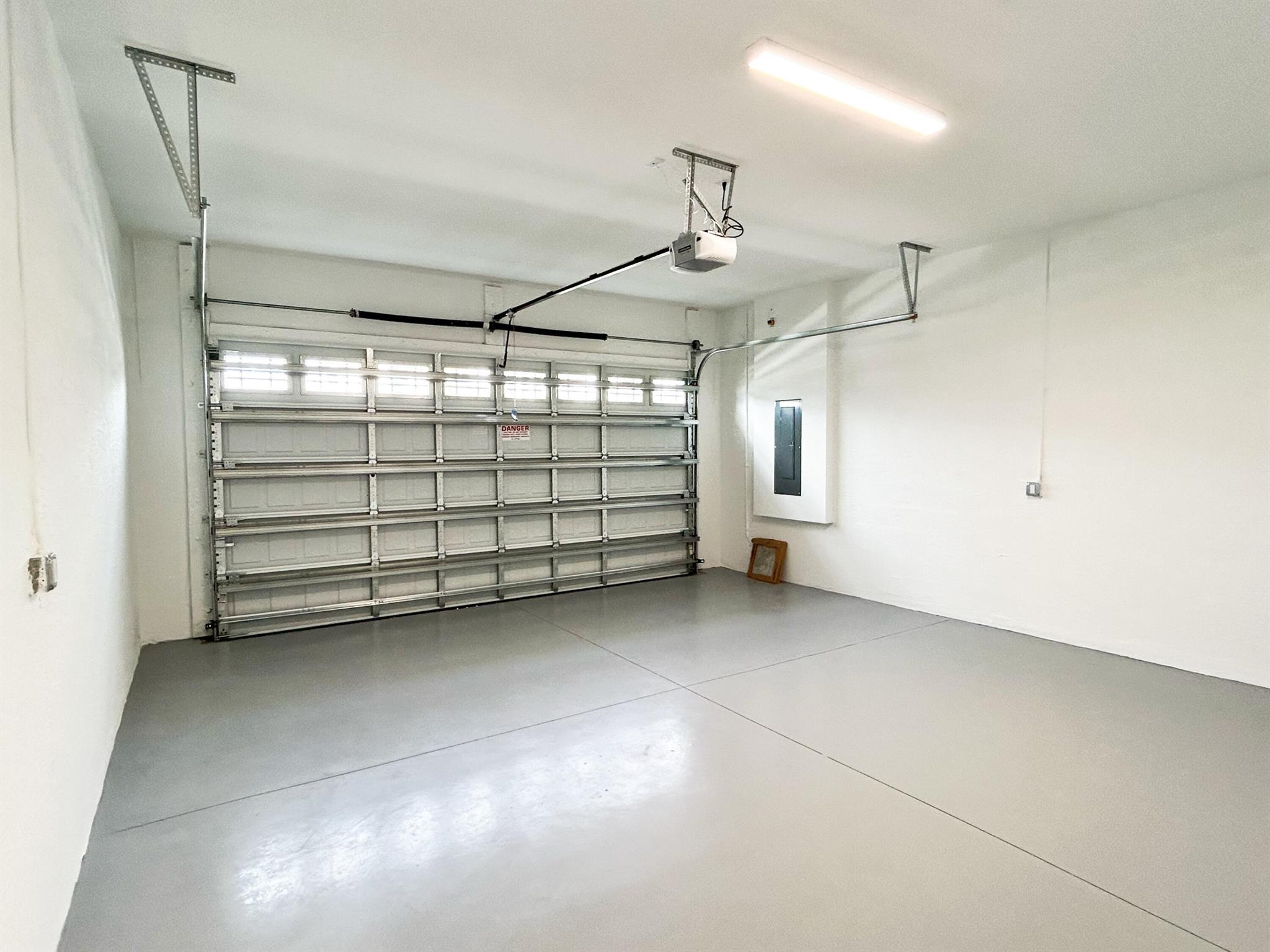 ORCHARDS OF WESTLAKE - Residential Lease