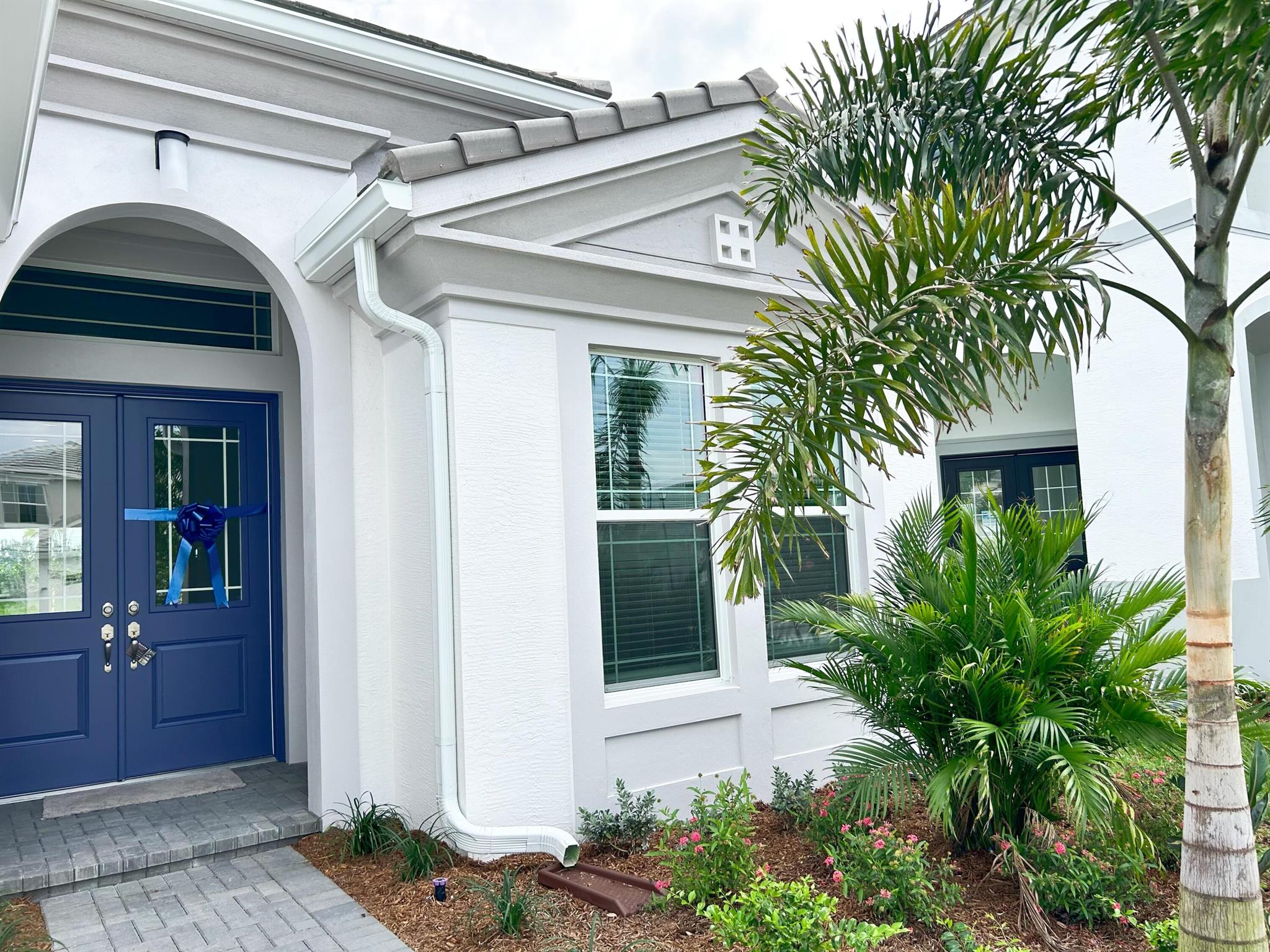 ORCHARDS OF WESTLAKE - Residential Lease