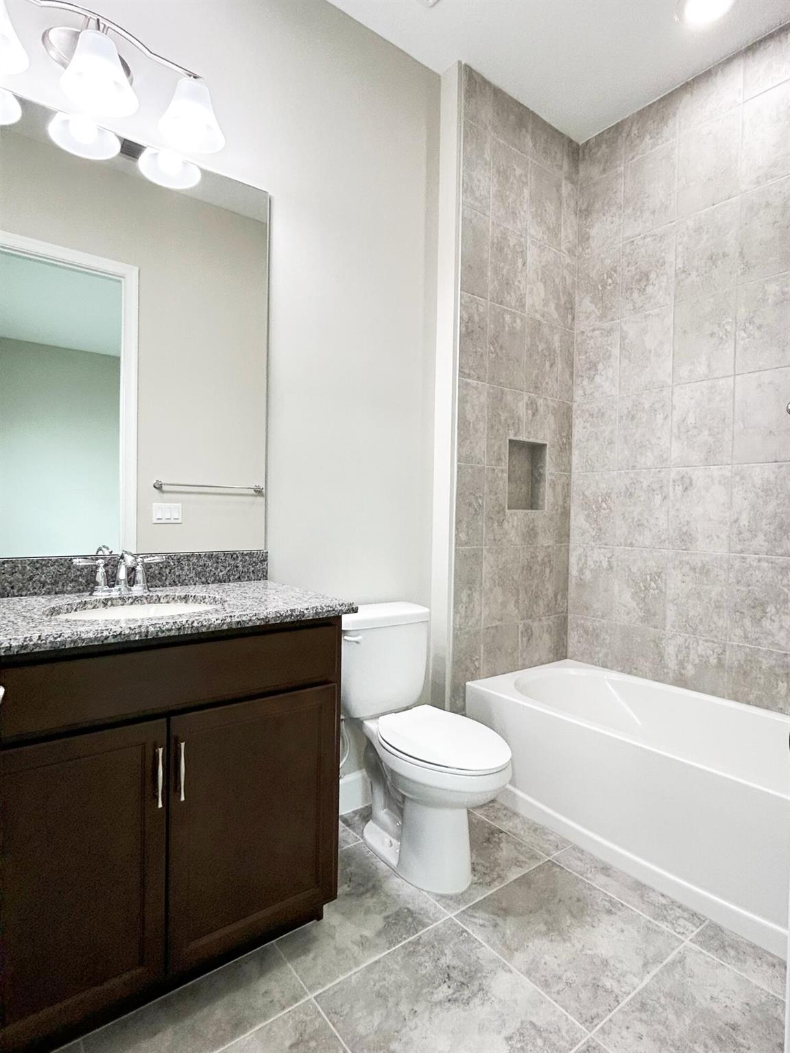ORCHARDS OF WESTLAKE - Residential Lease