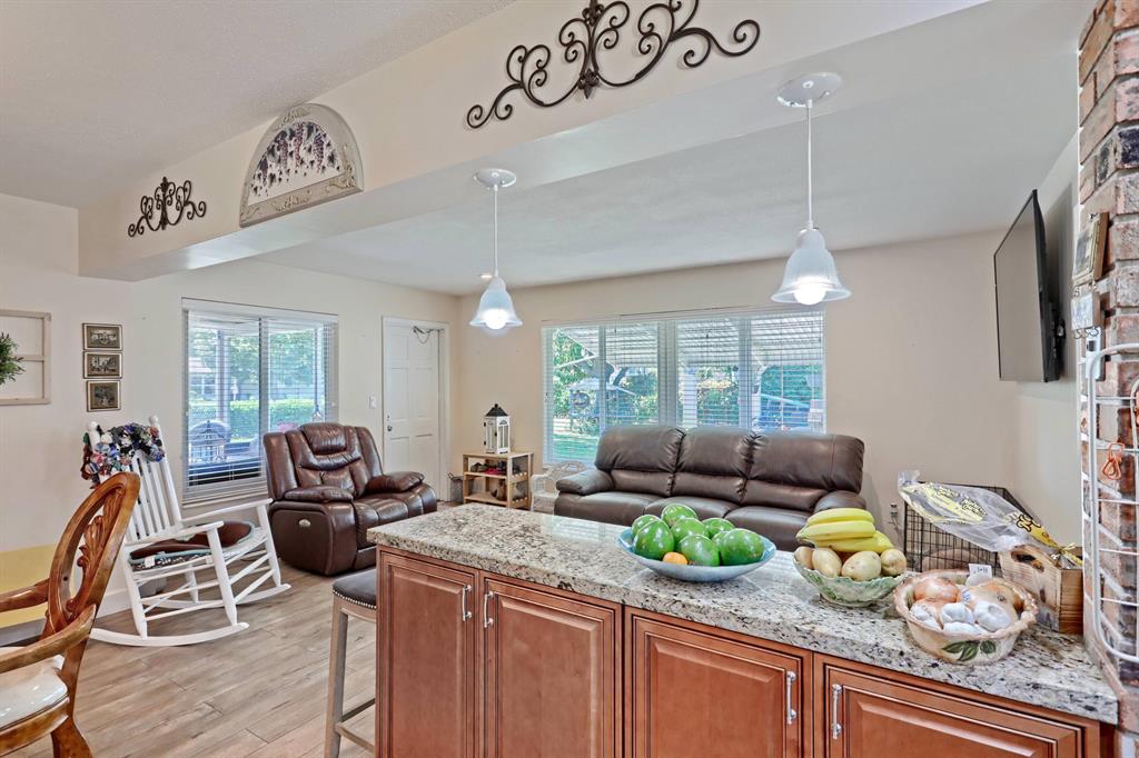 BAHAMA HEIGHTS - Residential