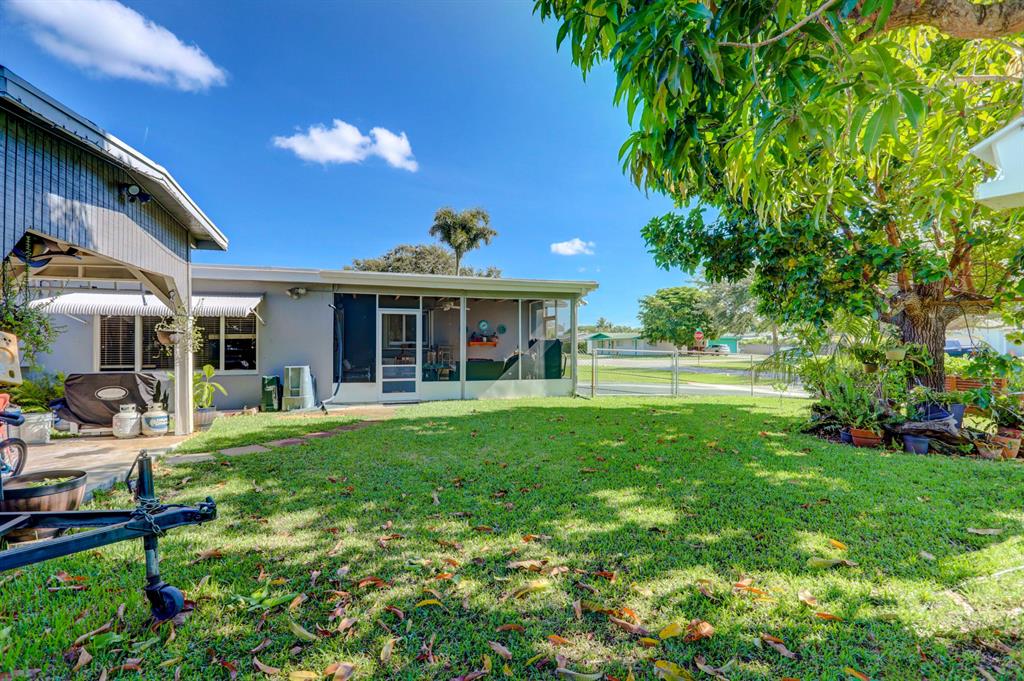 BAHAMA HEIGHTS - Residential