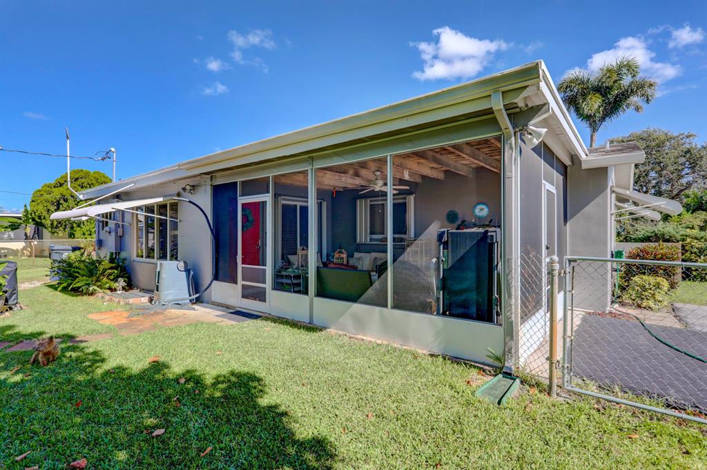 BAHAMA HEIGHTS - Residential