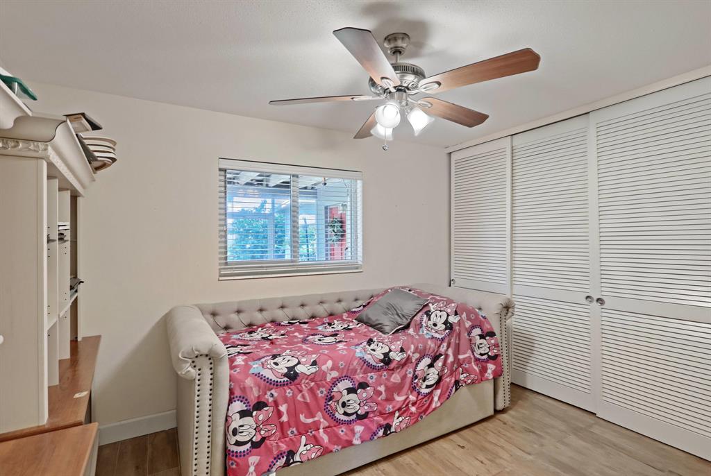 BAHAMA HEIGHTS - Residential