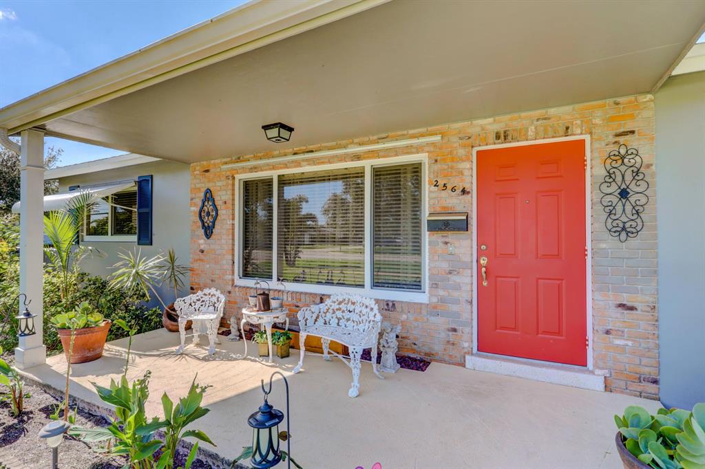 BAHAMA HEIGHTS - Residential