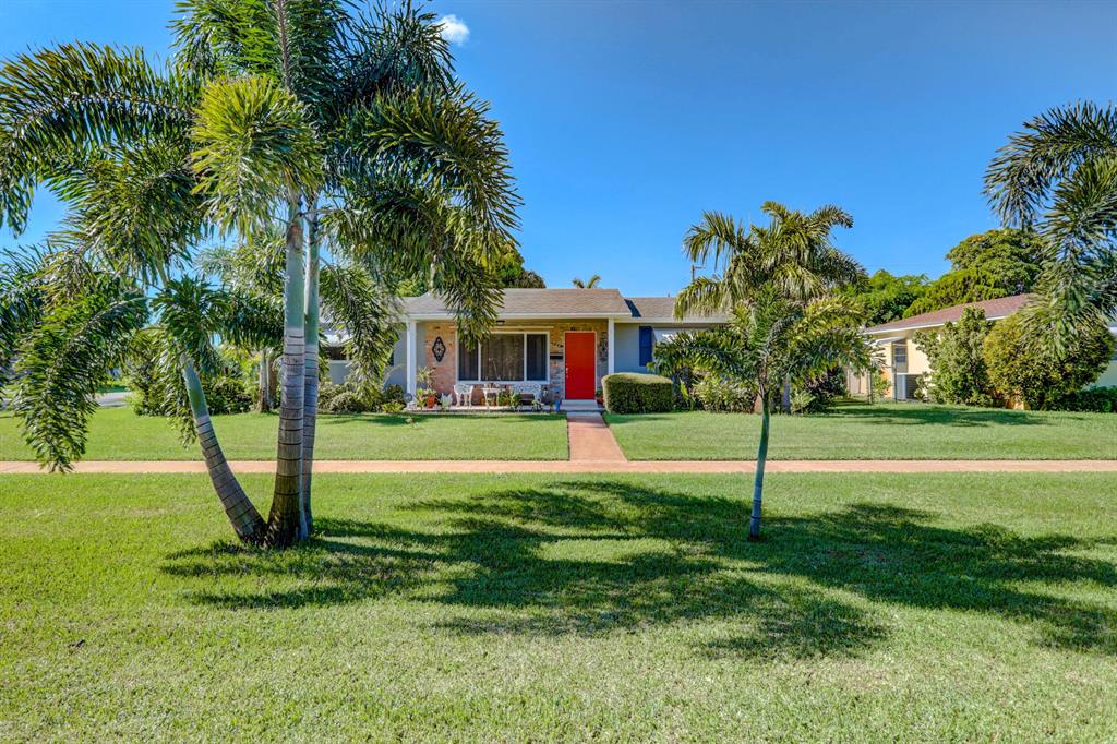 BAHAMA HEIGHTS - Residential