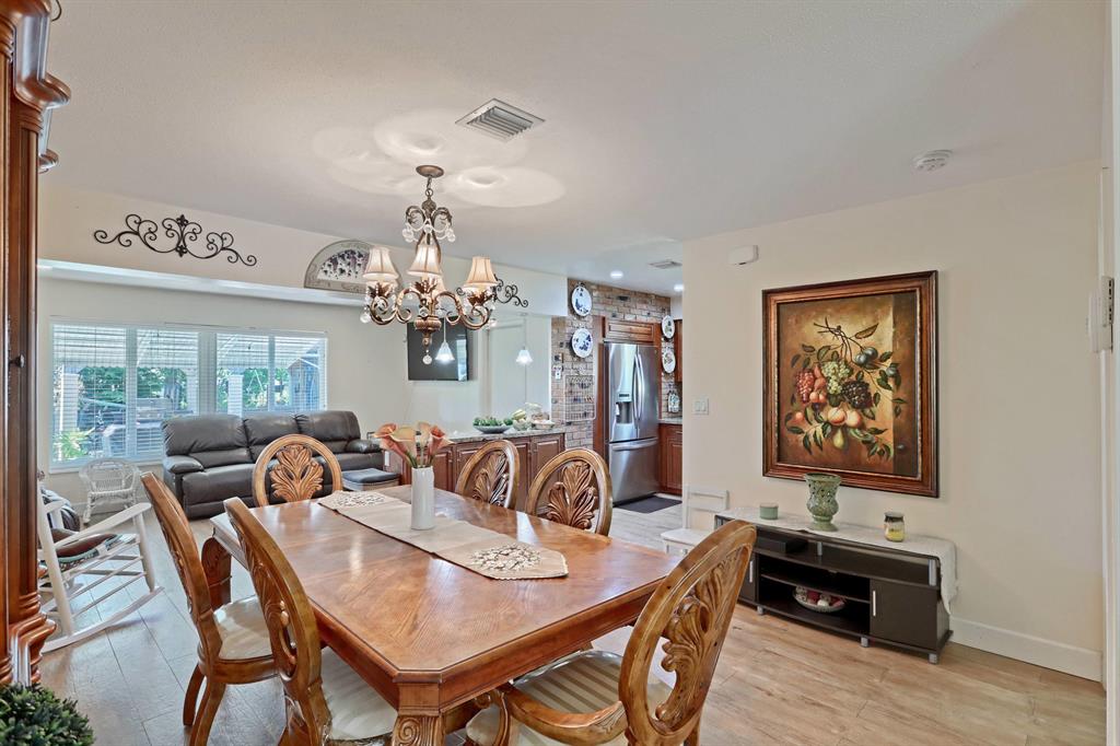 BAHAMA HEIGHTS - Residential