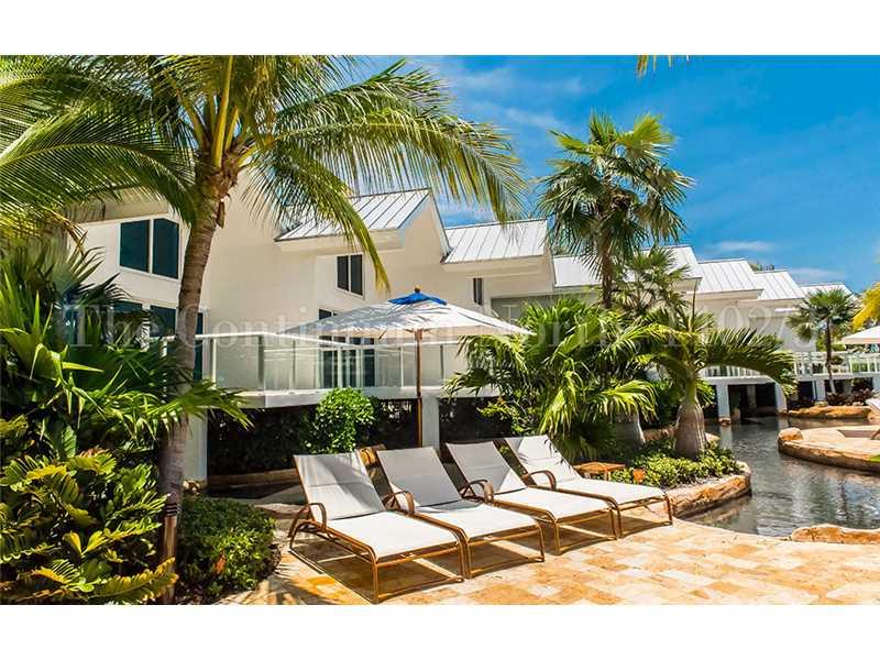 Continuum on South Beach - Residential