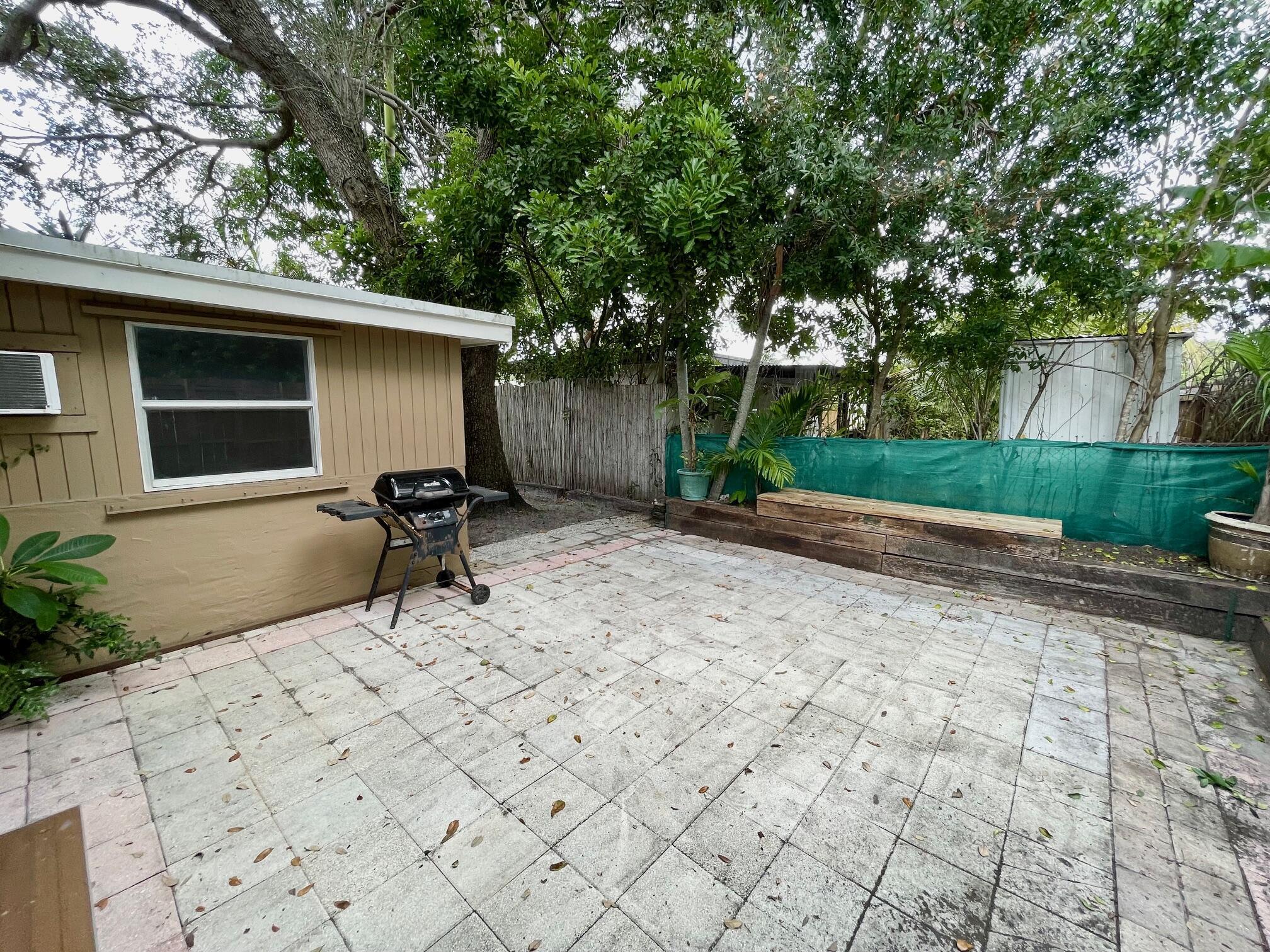 Croissant Park - Residential Lease