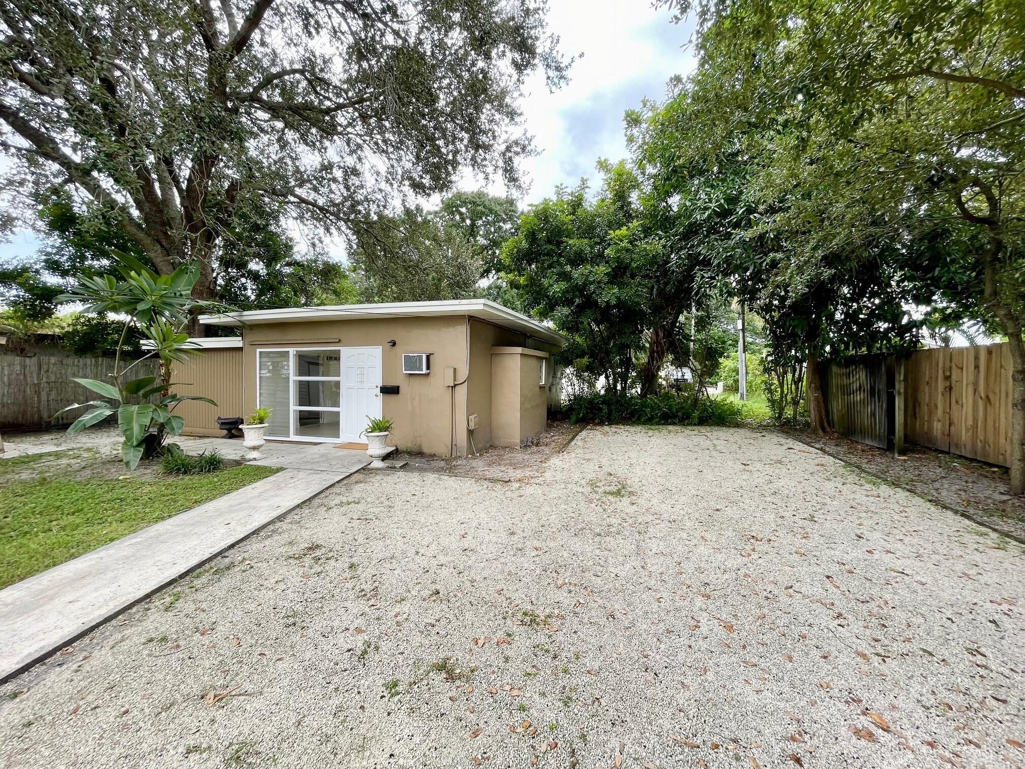Croissant Park - Residential Lease