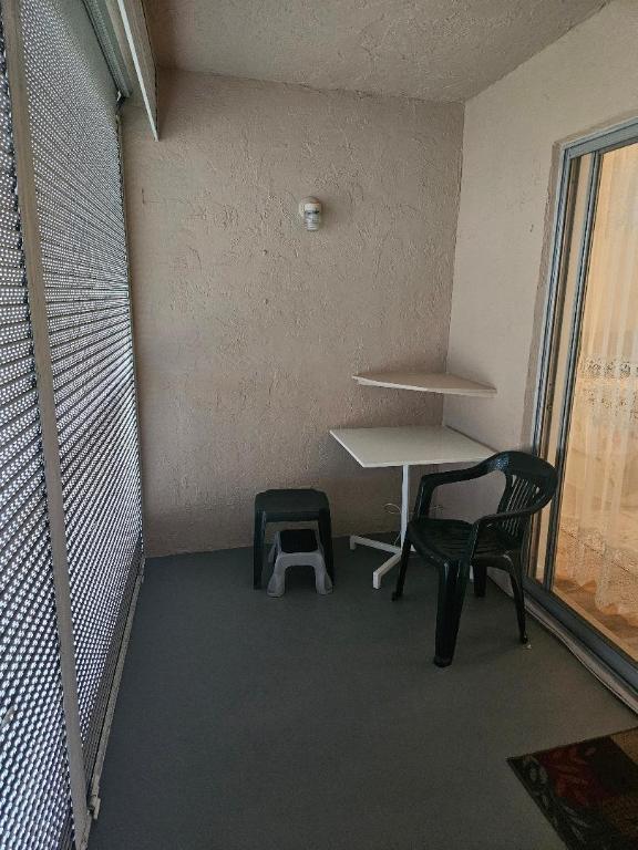 VILLAGE GREEN SUSSEX CONDO - Residential Lease