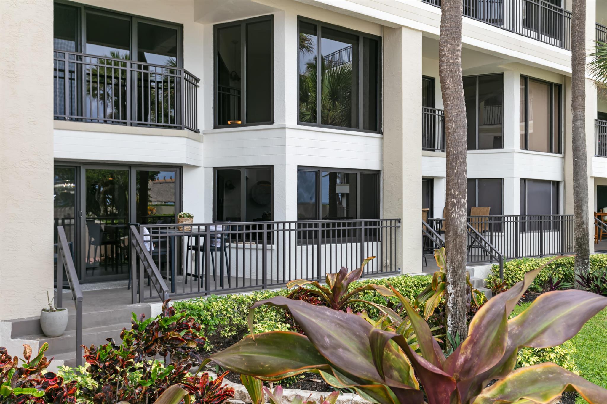 ISLAND POINT CONDO - Residential Lease