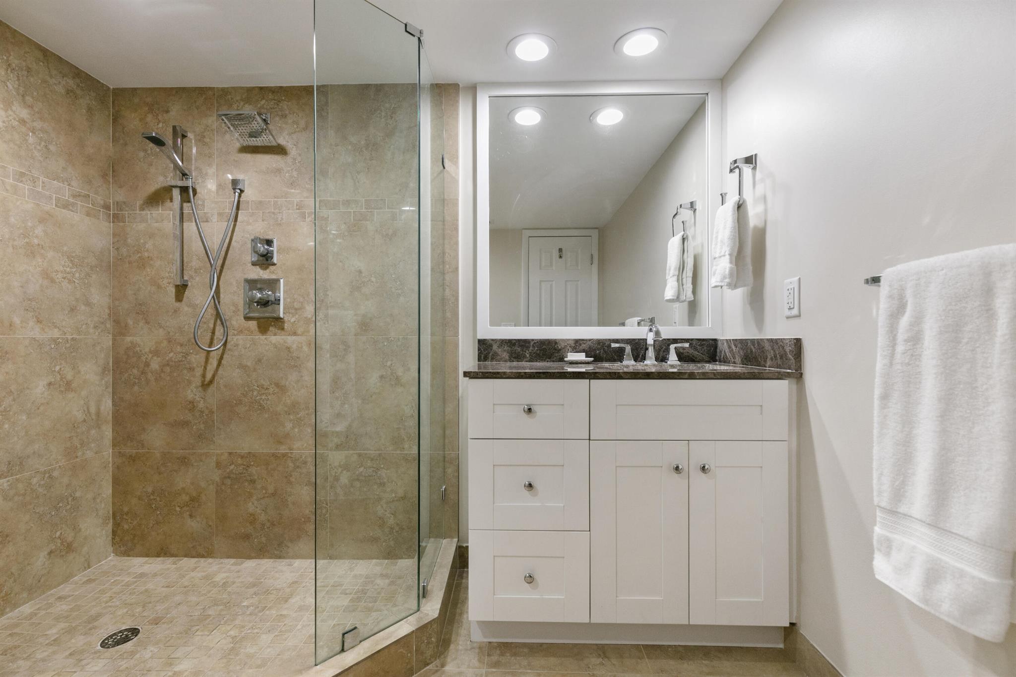 ISLAND POINT CONDO - Residential Lease