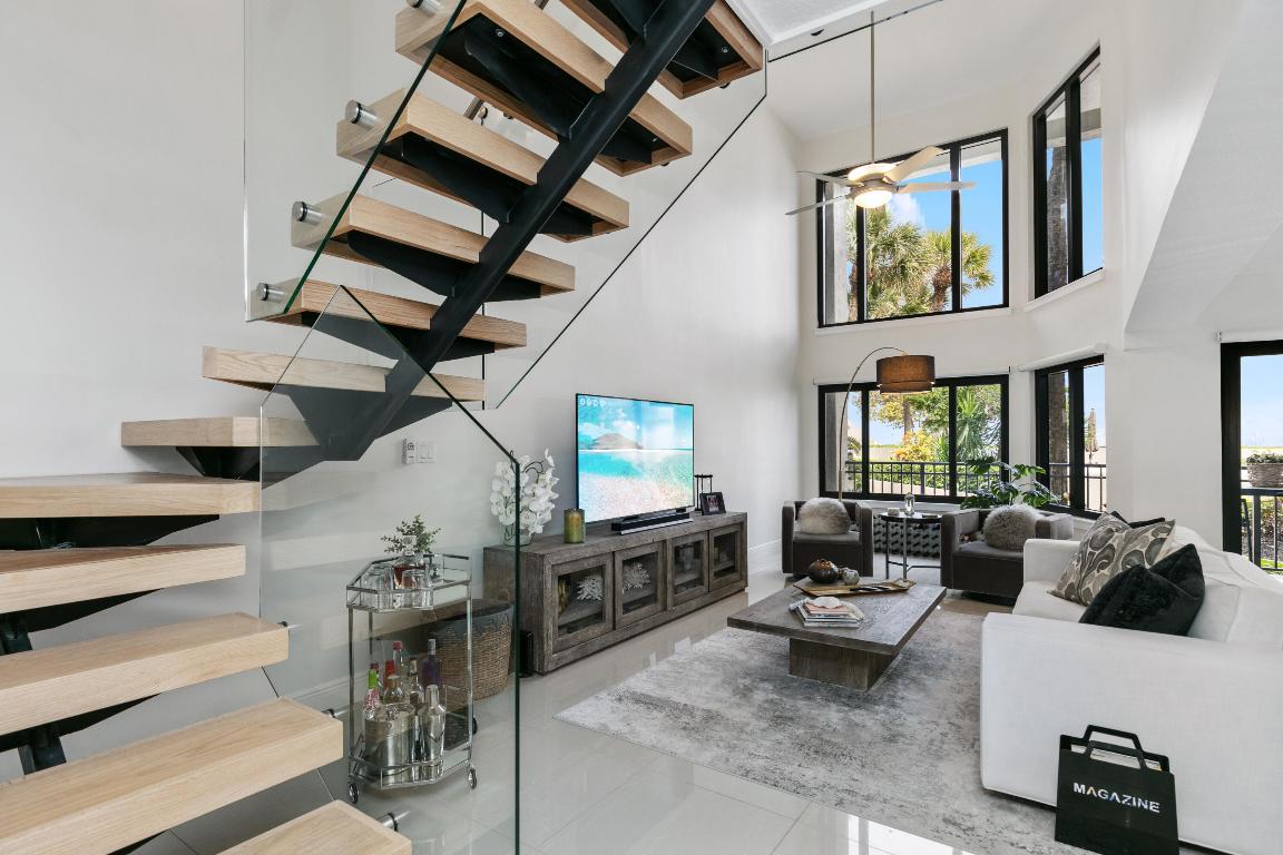 ISLAND POINT CONDO - Residential Lease