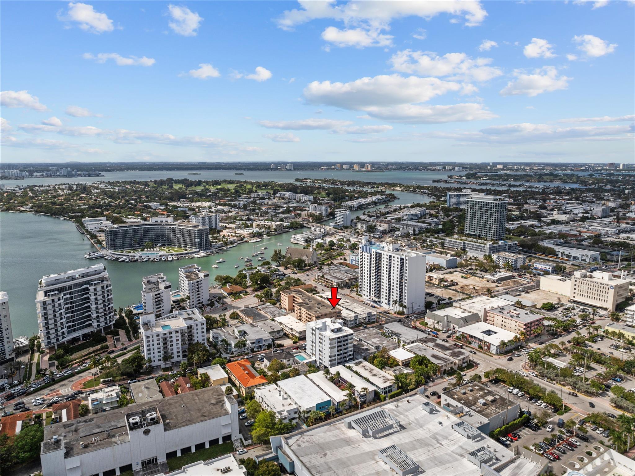 VILLA ROYAL CONDO - Residential