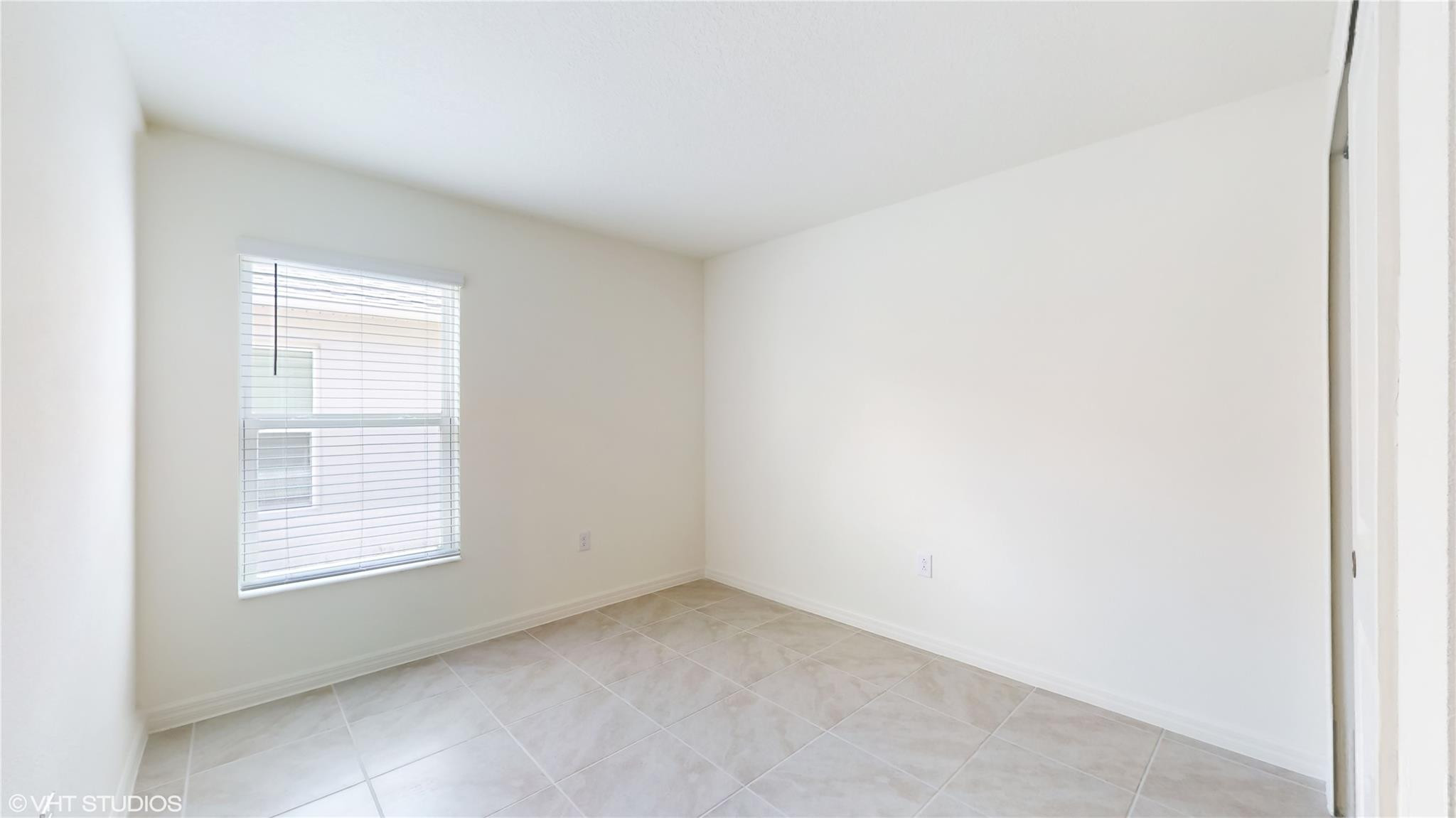 Savannah Lake - Residential Lease