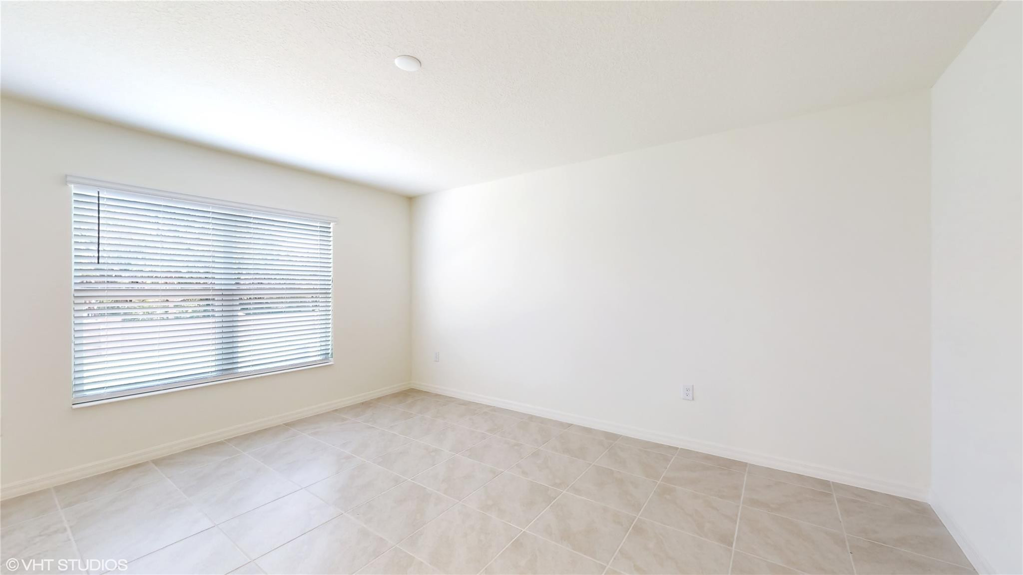 Savannah Lake - Residential Lease