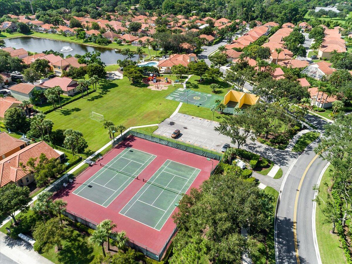 WOODBINE PAR E - Residential Lease