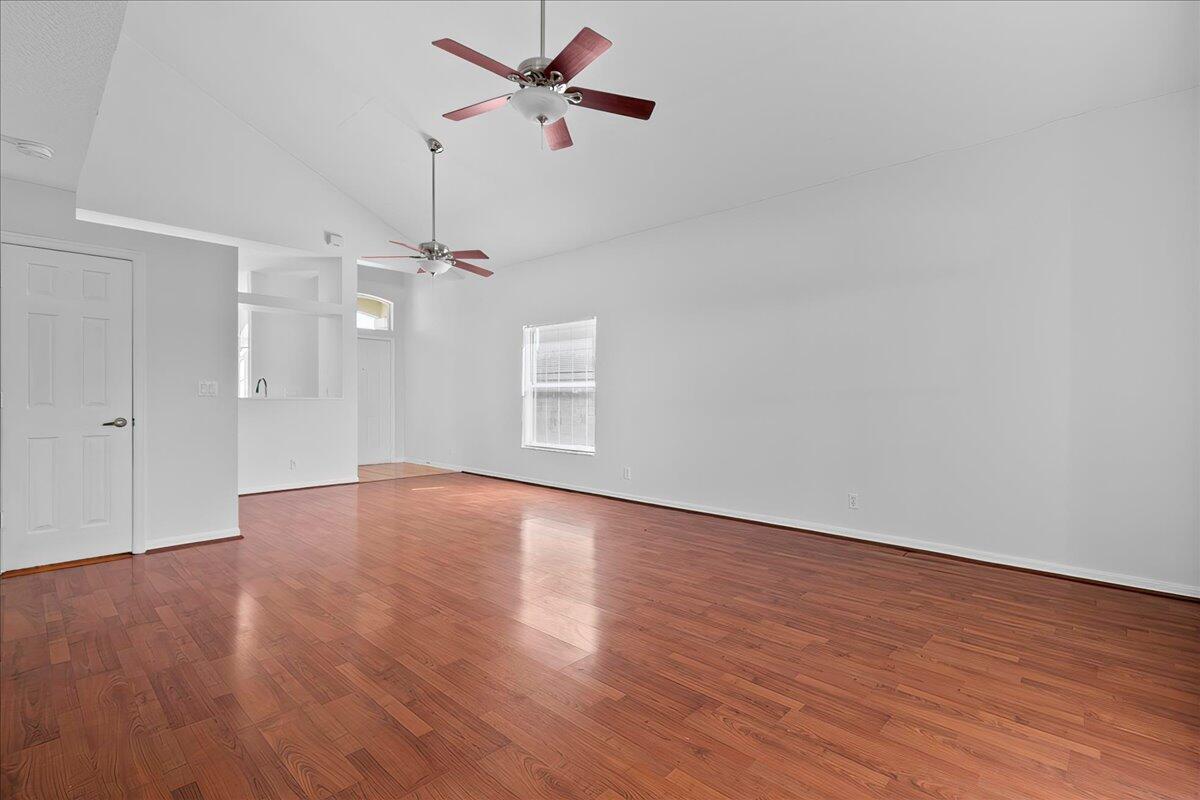 WOODBINE PAR E - Residential Lease