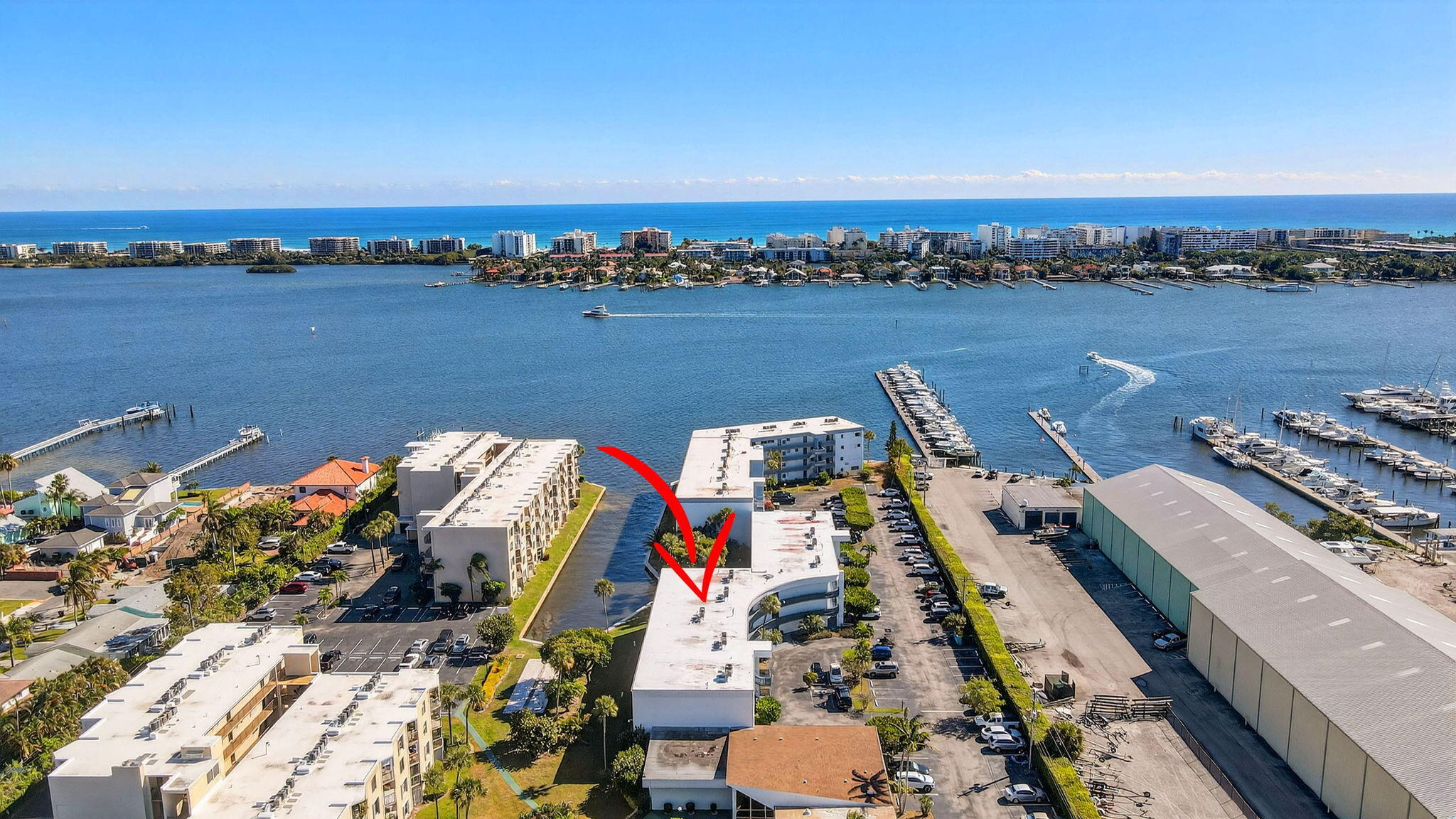 WATERWAY CLUB - Residential