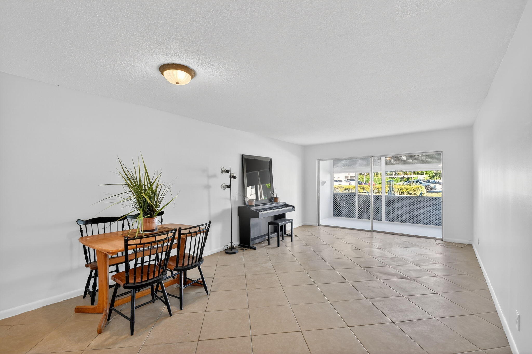 WATERWAY CLUB - Residential