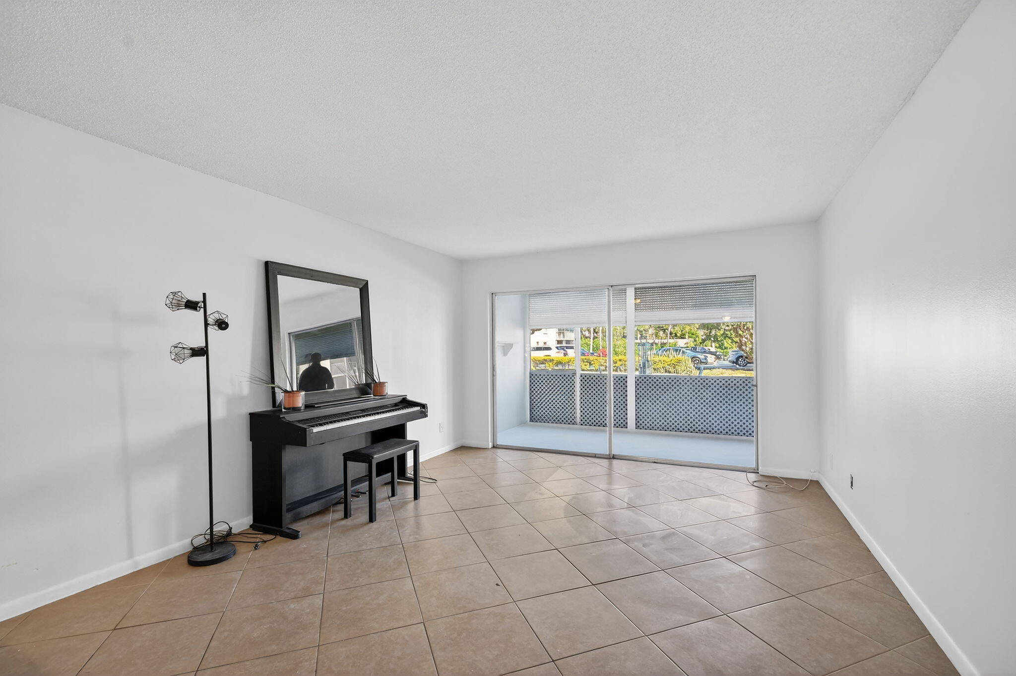 WATERWAY CLUB - Residential