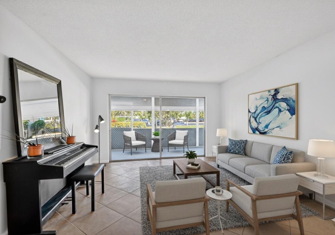 WATERWAY CLUB - Residential