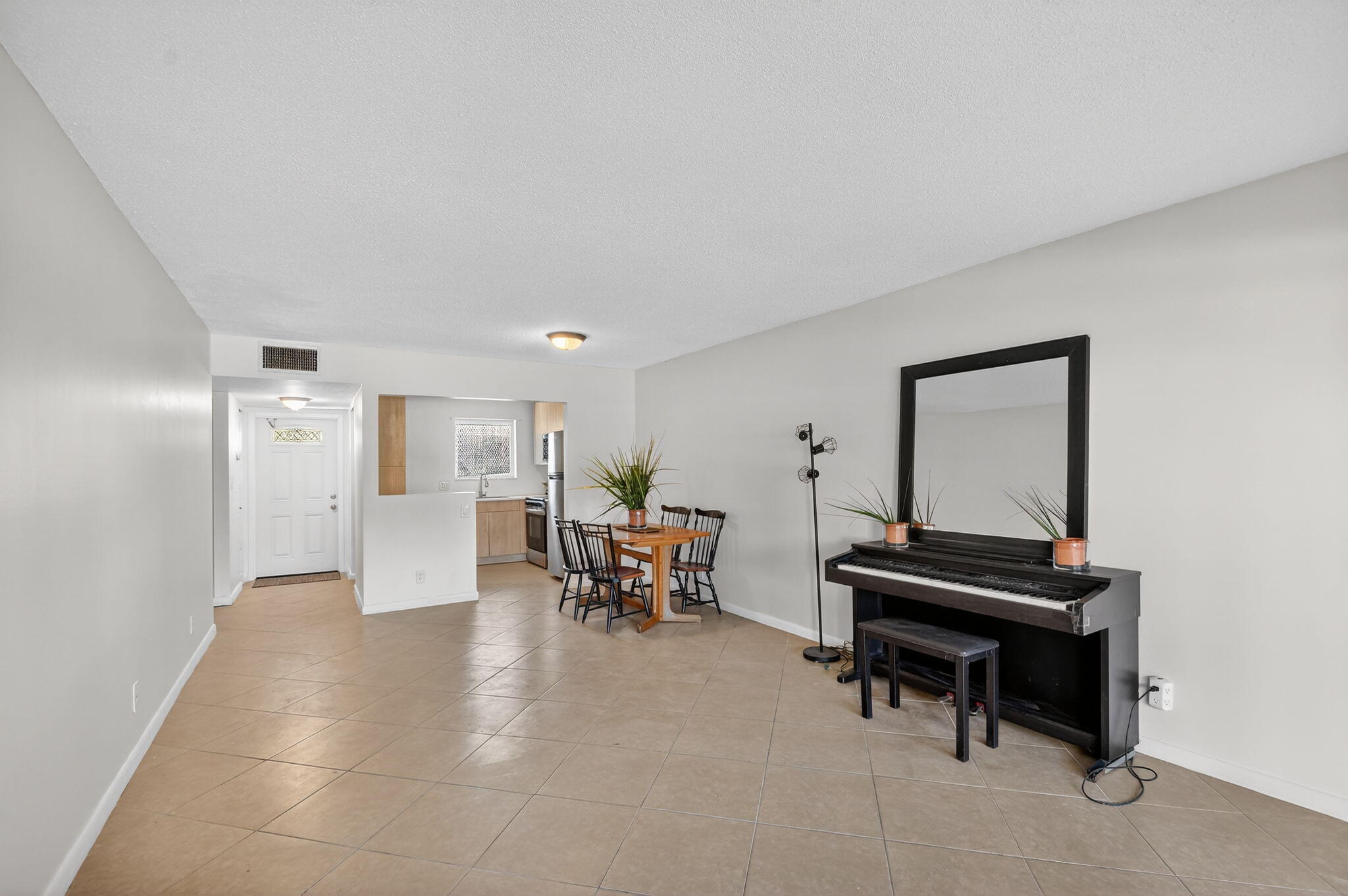 WATERWAY CLUB - Residential