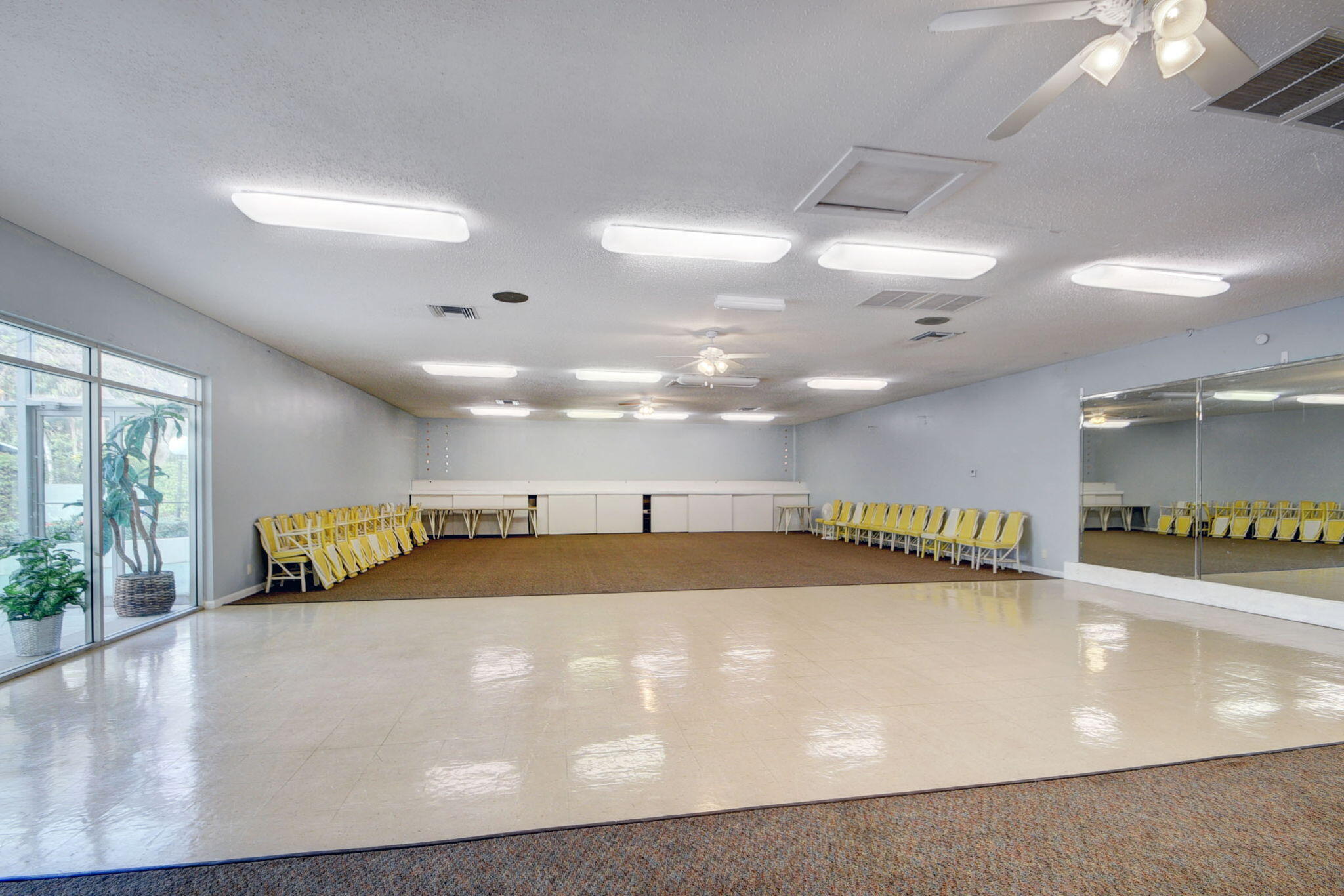 WATERWAY CLUB - Residential